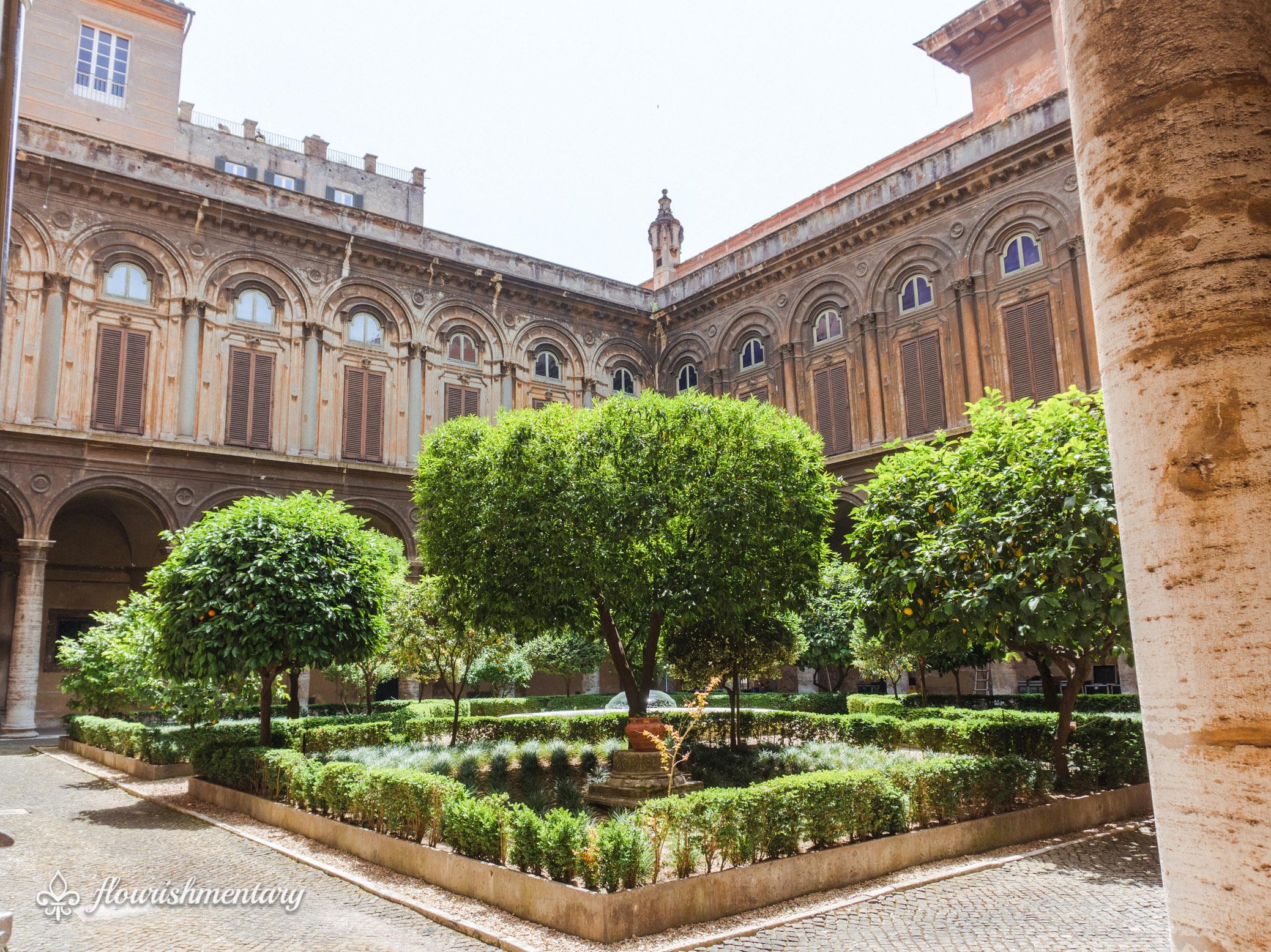 Galleria Doria Pamphilj courtyard